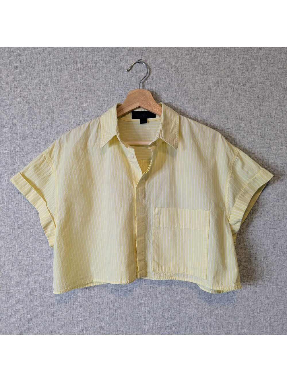 Zara ultra cropped boxy striped button front shirt